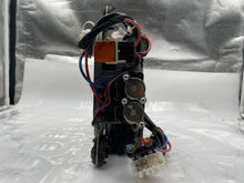 Load image into Gallery viewer, SUSPENSION AIR COMPRESSOR PUMP BMW X5 00 01 02 03 04 05 06 - NW8342