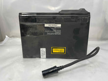 Load image into Gallery viewer, CD Changer Audi TT 2000 00 2001 01 02 03 04 05 06 - NW136218