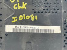 Load image into Gallery viewer, Radio Mercedes CLK320 C240 C320 C32 2001 01 2002 02 2003 03 2004 04 2005 05 - NW139115
