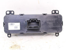 Load image into Gallery viewer, REAR TEMPERATURE CONTROLS Ford Explorer Flex 13 14 15 16 17 - 920285