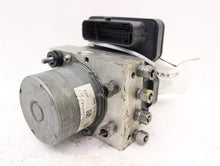 Load image into Gallery viewer, ABS ANTI-LOCK BRAKE PUMP Town & Country Caravan Ram Van 15-18 - 922310