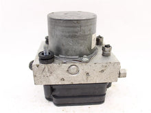 Load image into Gallery viewer, ABS ANTI-LOCK BRAKE PUMP Town & Country Caravan Ram Van 15-18 - 922310