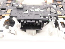 Load image into Gallery viewer, Console Audi A4 2005 05 - 922672