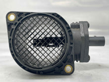 Load image into Gallery viewer, Mass Air Flow Sensor Meter MAF Beetle Golf Golf Cabriolet 98-01 - NW5649