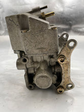 Load image into Gallery viewer, Power Steering Pump MERCEDES 600 1993 - NW163925