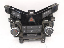 Load image into Gallery viewer, TEMPERATURE CONTROLS Chevrolet Cruze Orlando 2011 11 2012 12 - 938845