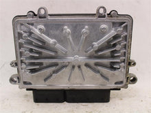 Load image into Gallery viewer, ECU ECM COMPUTER Volvo C30 V40 V70 2006 06 2007 07 08 - 946816