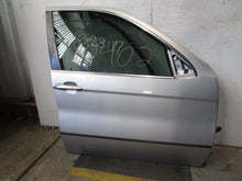 Load image into Gallery viewer, FRONT DOOR BMW X5 2000 00 01 02 03 04 05 06 Right - 948101