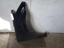 Load image into Gallery viewer, FENDER Nissan Quest 2004 04 2005 05 2006 06 2007 07 2008 08 2009 09 Right - 949492