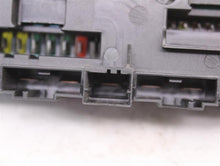Load image into Gallery viewer, FUSE BOX 528i 535i 535i Gt 550i 550i Gt 640I 650i 740i 740il 12-17 - 951482