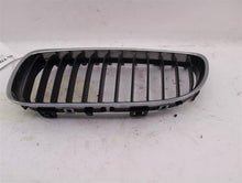 Load image into Gallery viewer, GRILLE BMW 535i 525i 545i 2004 04 2005 05 06 07 08 09 10 Upper Left - 966798