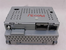 Load image into Gallery viewer, RADIO RECEIVER Land Rover LR2 2008 08 2009 09 2010 10 2011 11 2012 12 - 968228