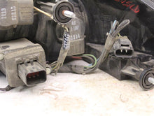 Load image into Gallery viewer, TAIL LIGHT LAMP ASSEMBLY Dodge Stratus 01 02 03 04 05 06 Left - 975053