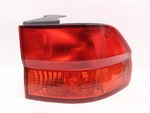 Load image into Gallery viewer, OUTER TAIL LIGHT LAMP Honda Odyssey 1999 99 2000 00 2001 01 Right - 975463