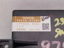 Load image into Gallery viewer, TEMPERATURE CONTROL COMPUTER Toyota Prius Prius V 12 13 14 15 - 979805