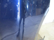 Load image into Gallery viewer, FENDER Porsche Cayenne 2003 03 2004 04 2005 05 2006 06 Right - 985641