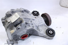 Load image into Gallery viewer, CARRIER ASSEMBLY Jaguar XF XFR 2016 16 2017 17 - 989832
