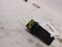Load image into Gallery viewer, Mass Air Flow Sensor Meter MAF 540i 740i 740il X5 Z8 99-03 - 989914