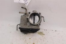 Load image into Gallery viewer, THROTTLE BODY Pontiac Vibe 2009 09 2010 10 - 995268