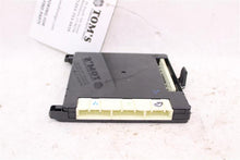 Load image into Gallery viewer, NETWORK CONTROL MODULE COMPUTER Toyota Sienna 11 12 13 14 - 996660