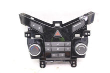 Load image into Gallery viewer, TEMPERATURE CONTROLS Chevrolet Cruze Orlando 2011 11 2012 12 - 996662
