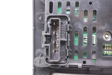 Load image into Gallery viewer, FRONT TEMPERATURE CONTROLS Routan 2009 09 2010 10 2011 11 - 997756