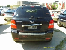 Load image into Gallery viewer, Transmission Kia Sorento 2007 - MM630366