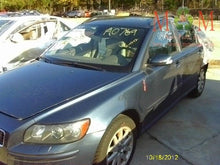 Load image into Gallery viewer, Radio Display Volvo S40 2004 04 2005 05 2006 06 - MM638349
