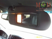 Load image into Gallery viewer, RADIO Kia Sorento 2003 03 2004 04 2005 05 2006 06 - MM641472