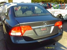 Load image into Gallery viewer, FRONT DOOR WINDOW SWITCH Honda Civic 06 07 08 09 10 11 Left - MM638656