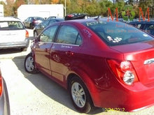 Load image into Gallery viewer, Radio Chevrolet Sonic 2012 - MM641164