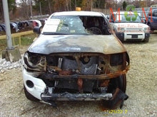 Load image into Gallery viewer, Transmission Toyota Tacoma 2011 - MM644821