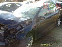 Load image into Gallery viewer, Radio Jetta 2011 11 2012 12 2013 13 AM FM CD - MM650269