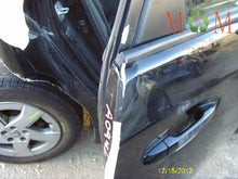 Load image into Gallery viewer, TEMPERATURE CONTROLS Toyota Prius 2010 10 2011 11 - MM649522