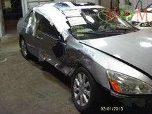 Load image into Gallery viewer, HEADLIGHT LAMP ASSEMBLY Honda Accord 03 04 05 06 07 Left - MM659576