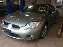 Load image into Gallery viewer, Convertible Top Motor Mitsubishi Eclipse 2008 - CTL256804