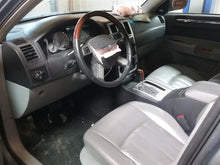 Load image into Gallery viewer, Carrier Assembly Chrysler 300 2007 - CTL260300