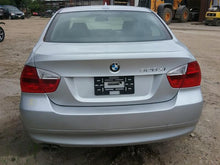 Load image into Gallery viewer, CARRIER ASSEMBLY BMW 328i 325i 2006 06 2007 07 2008 08 2009 09 10 11 Auto - CTL270404