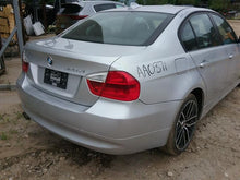 Load image into Gallery viewer, CARRIER ASSEMBLY BMW 328i 325i 2006 06 2007 07 2008 08 2009 09 10 11 Auto - CTL270404