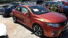 Load image into Gallery viewer, Transmission Kia Forte 2010 - MM689116