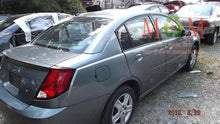 Load image into Gallery viewer, Radio Saturn Ion 2006 - MM686653