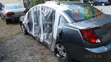 Load image into Gallery viewer, Radio Saturn Ion 2006 - MM686653