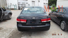 Load image into Gallery viewer, AUTOMATIC TRANSMISSION Hyundai Sonata 2006 06 2007 07 - MM702158
