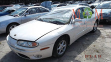Load image into Gallery viewer, TRANSMISSION Oldsmobile Aurora 2001 01 - MM712623