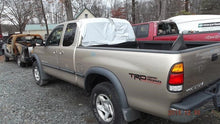 Load image into Gallery viewer, AC COMPRESSOR TOYOTA TUNDRA 00 01 02 03 04 05 06 - MM739455