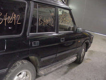 Load image into Gallery viewer, REAR DOOR Land Rover Discovery 94 95 96 97 98 99 - 02 - 33602