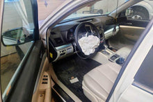 Load image into Gallery viewer, REAR WIPER MOTOR Subaru Legacy 10 11 12 13 14 - CTL313426