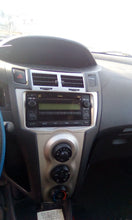 Load image into Gallery viewer, RADIATOR FAN ASSEMBLY Yaris 2006 06 2007 07 2008 08 09 10 11 12 13 - CTL336879