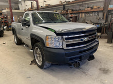 Load image into Gallery viewer, RADIATOR OVERFLOW BOTTLE Escalade Escalade ESV Escalade EXT 07-15 - DG79641