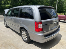 Load image into Gallery viewer, AC A/C AIR CONDITIONING COMPRESSOR Town & Country Caravan Ram Van 11-17 - DG110325